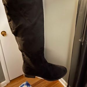 Over the knee boots black